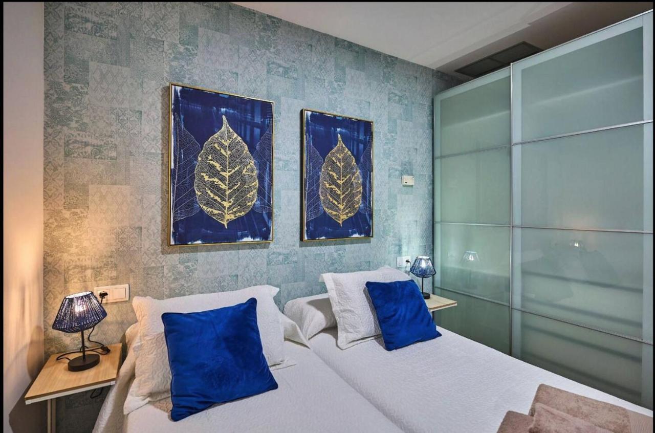 2prior 5 -plaza Mayor -by Victoria Apartment